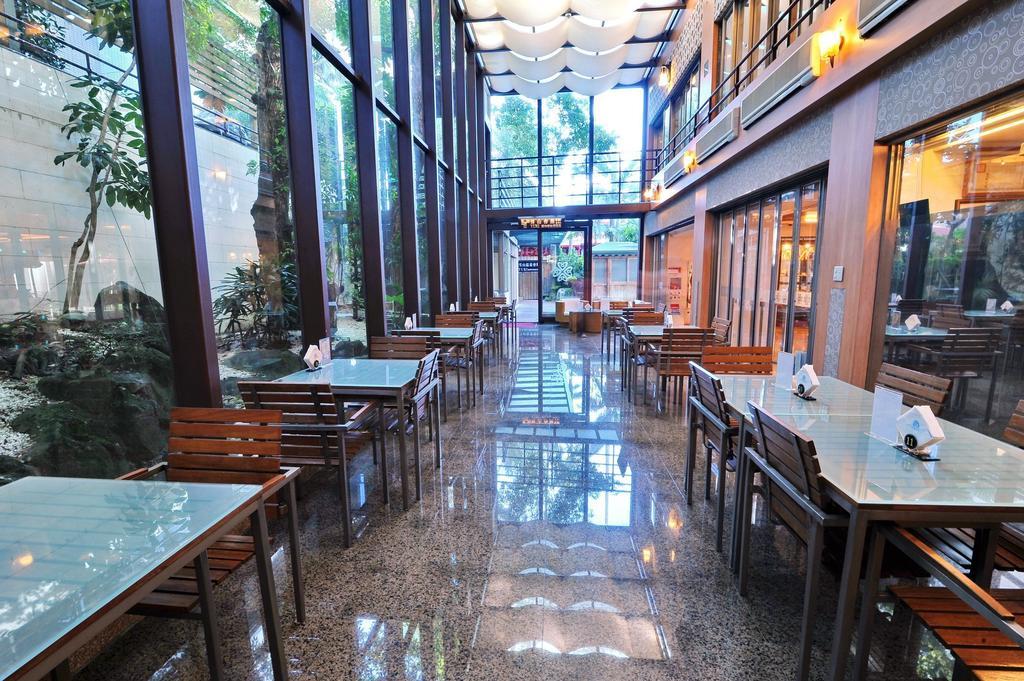 Art Spa Hotel Yilan Екстер'єр фото