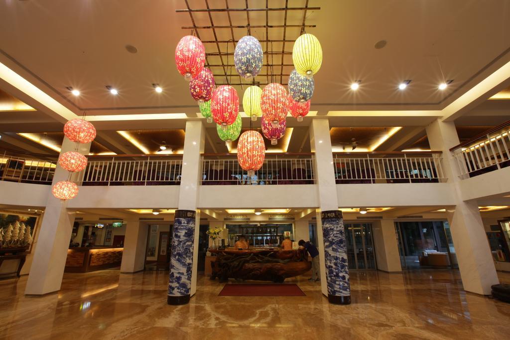 Art Spa Hotel Yilan Екстер'єр фото