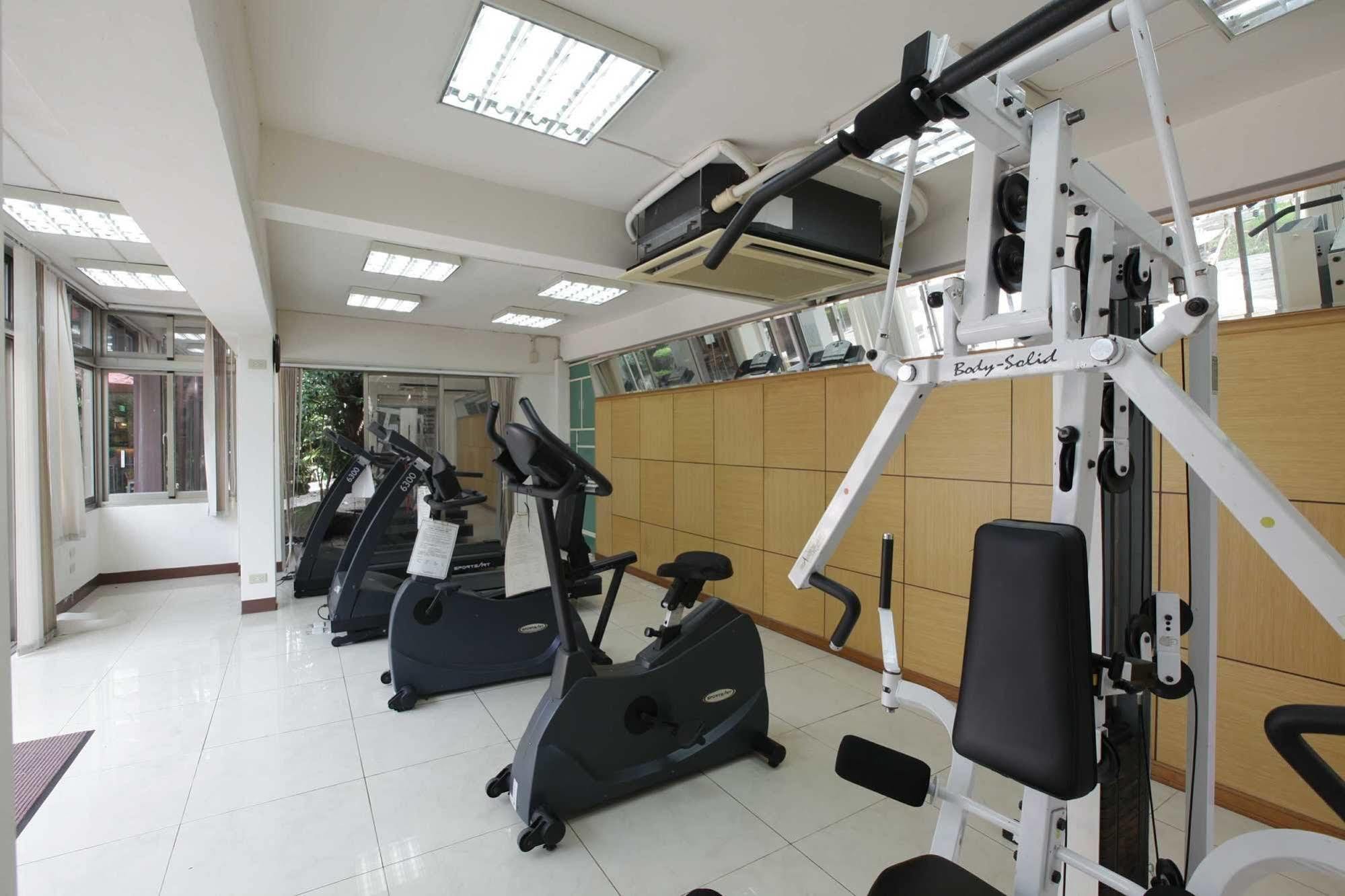 Art Spa Hotel Yilan Екстер'єр фото